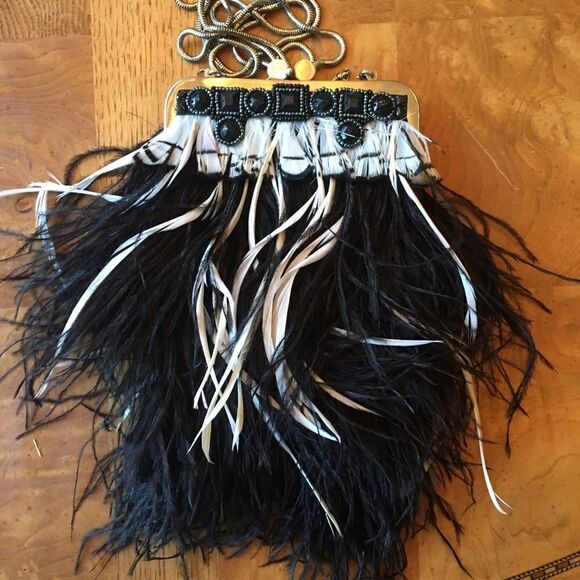 MOO ROO Black n White Feathered Purse - Picture 7 of 14